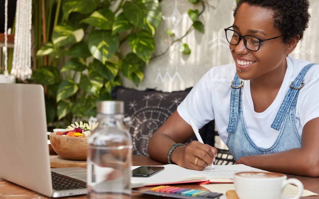 What is a Webinar? Your online, virtual classroom study option